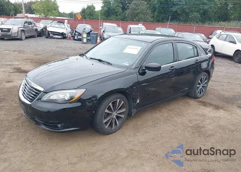 2013 Chrysler 200 Touring from USA, damaged, VIN 1C3CCBBG2DN743735